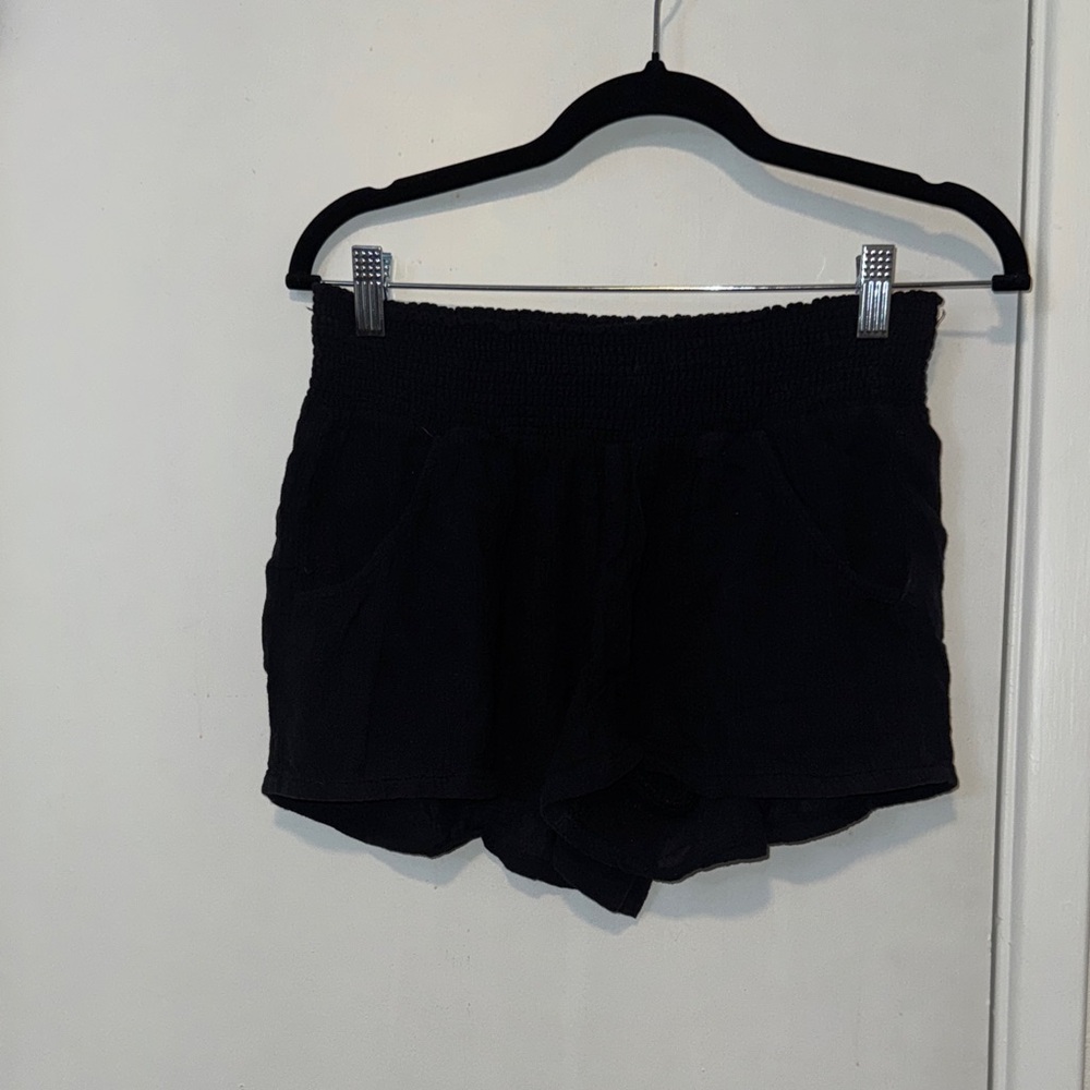 Old Navy // Smocked Casual Shorts (S - Black)
